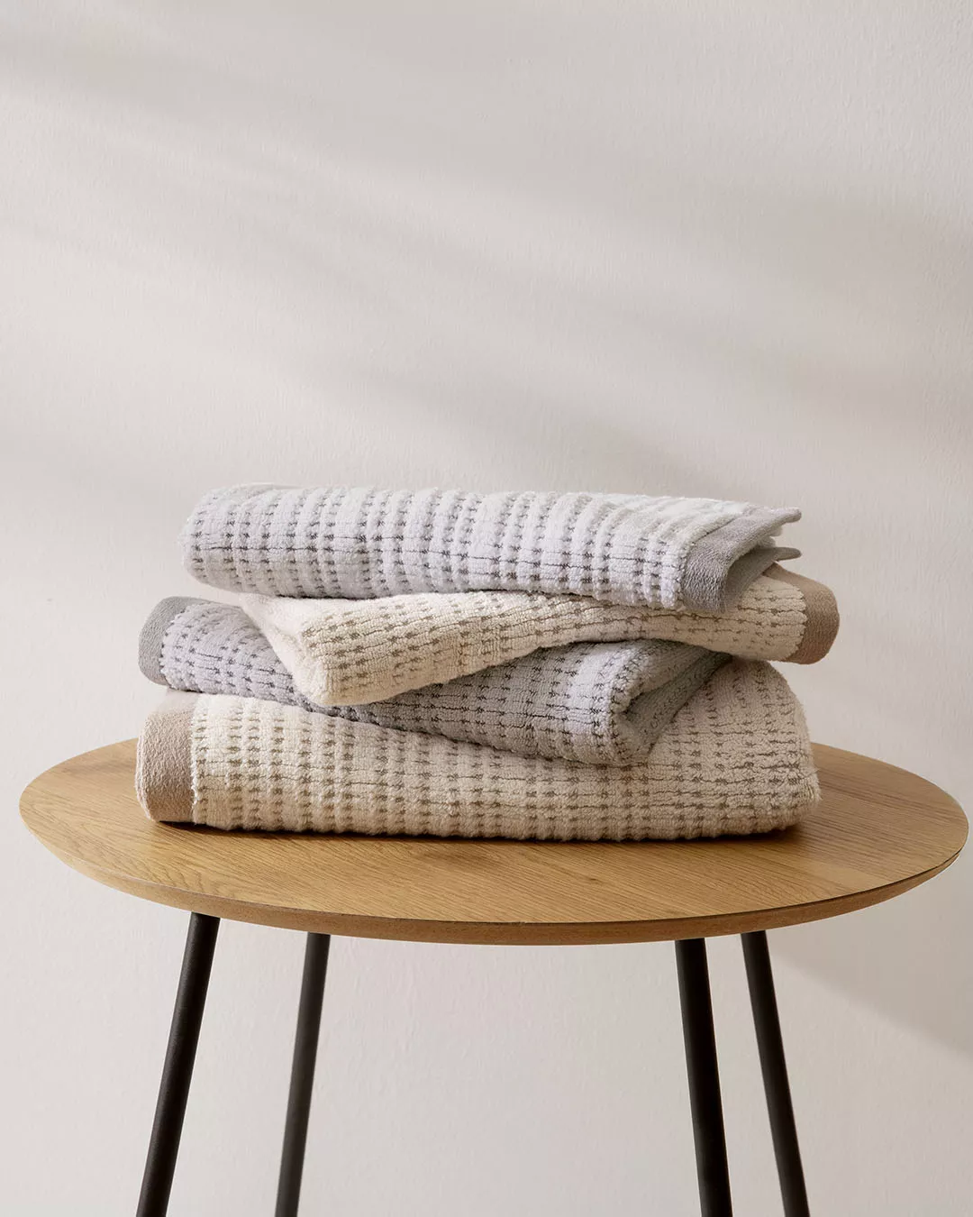 Venta de JUEGO TOALLAS JACQUARD ELIANE