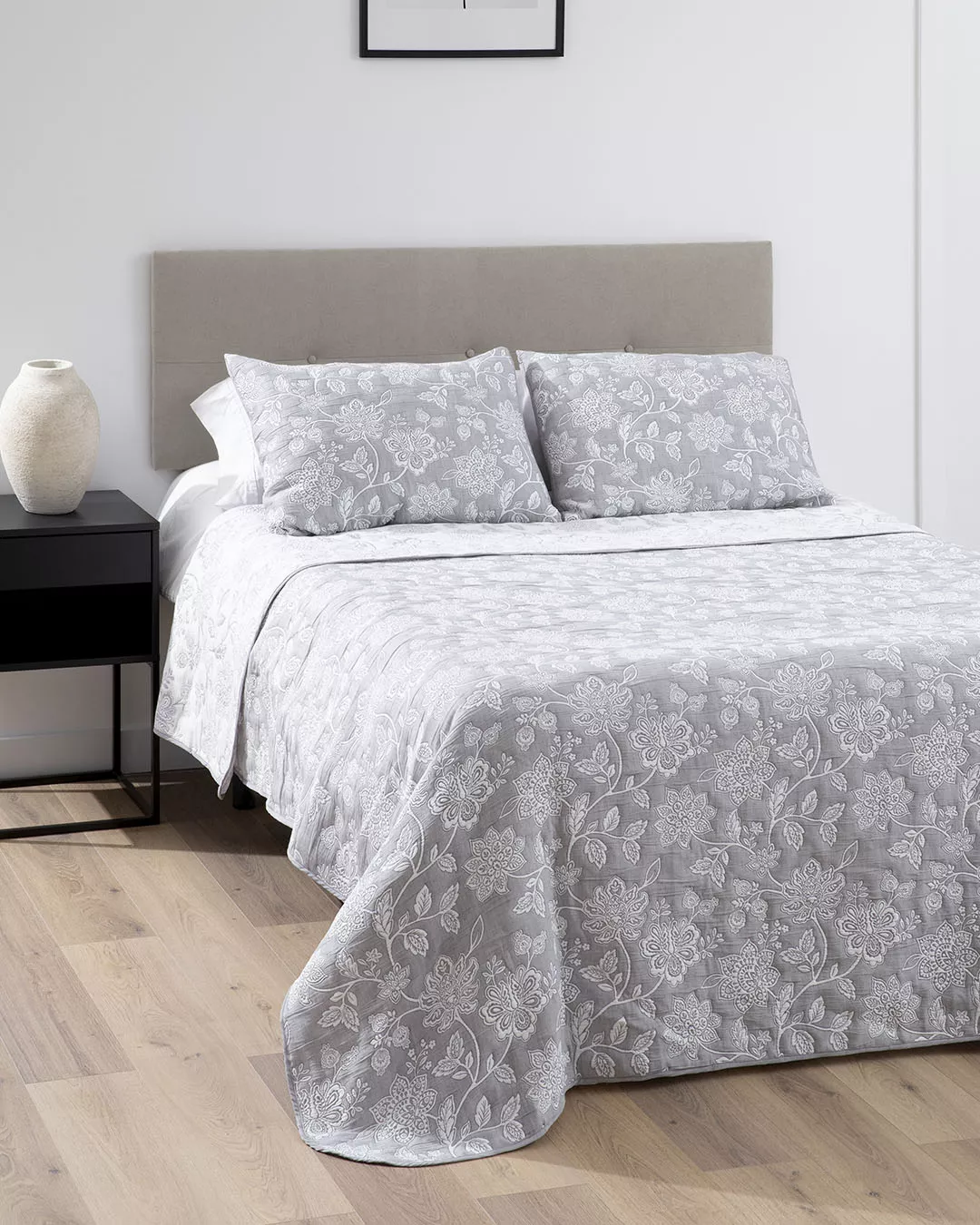 Compra COLCHA JACQUARD ORIA