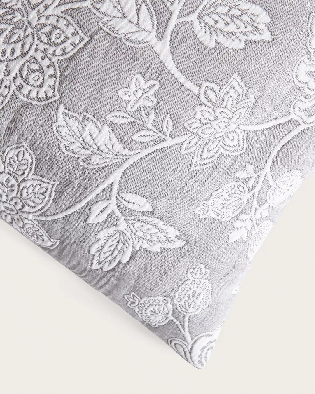 Compra COLCHA JACQUARD ORIA